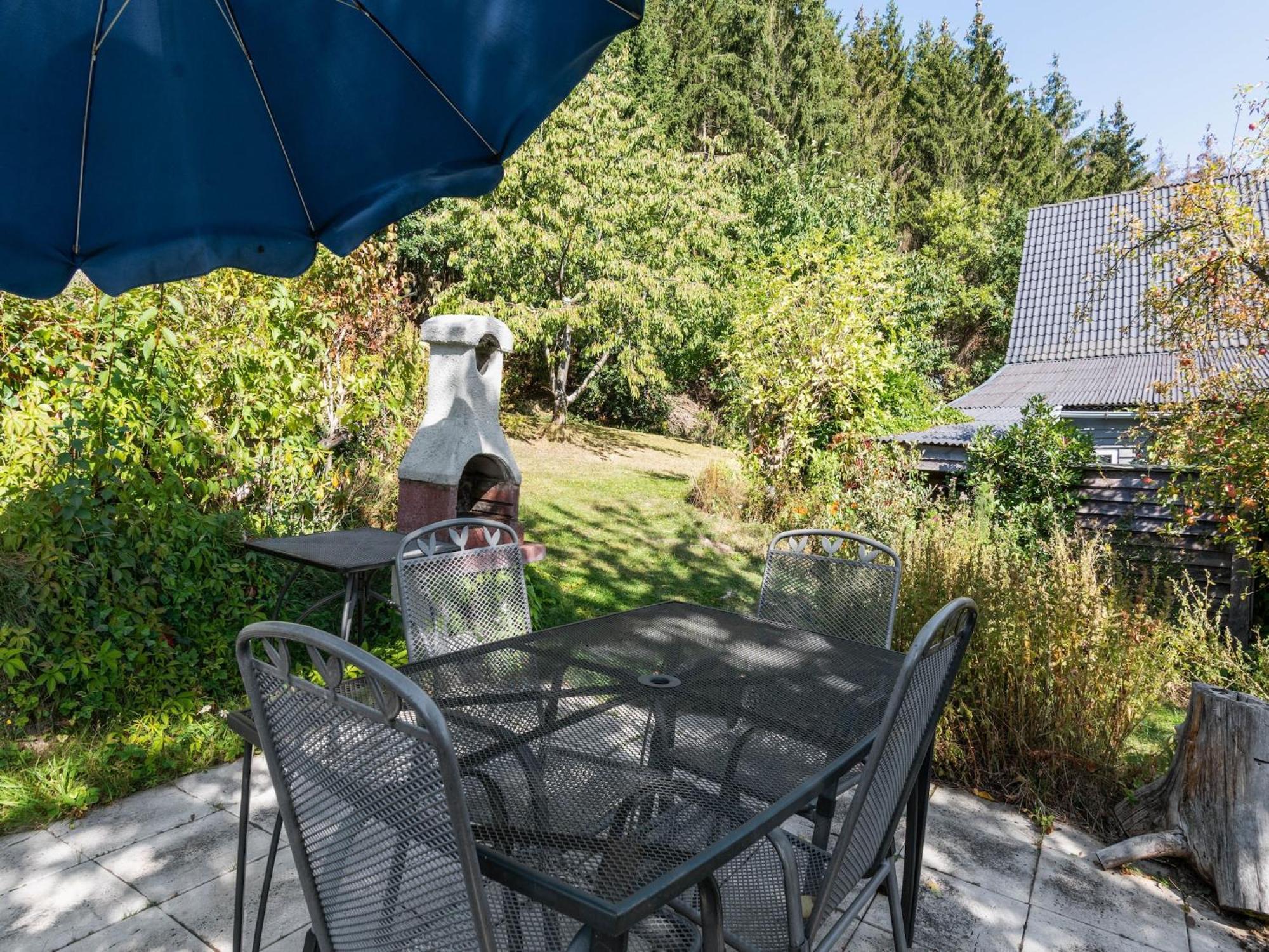Cosy Apartment In Menkhausen Near The Ski Area シュマレンベルク エクステリア 写真