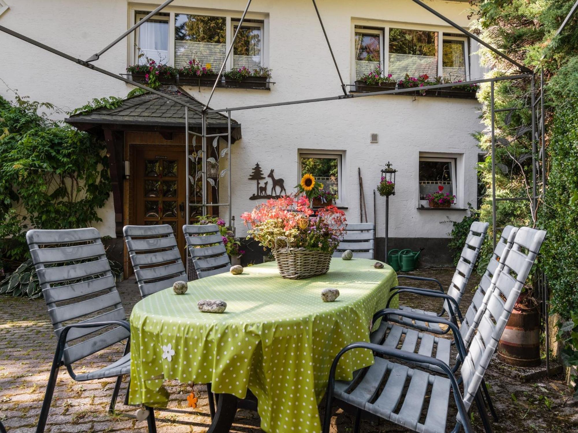 Cosy Apartment In Menkhausen Near The Ski Area シュマレンベルク エクステリア 写真