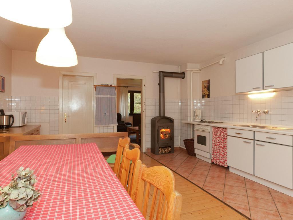 Cosy Apartment In Menkhausen Near The Ski Area シュマレンベルク エクステリア 写真